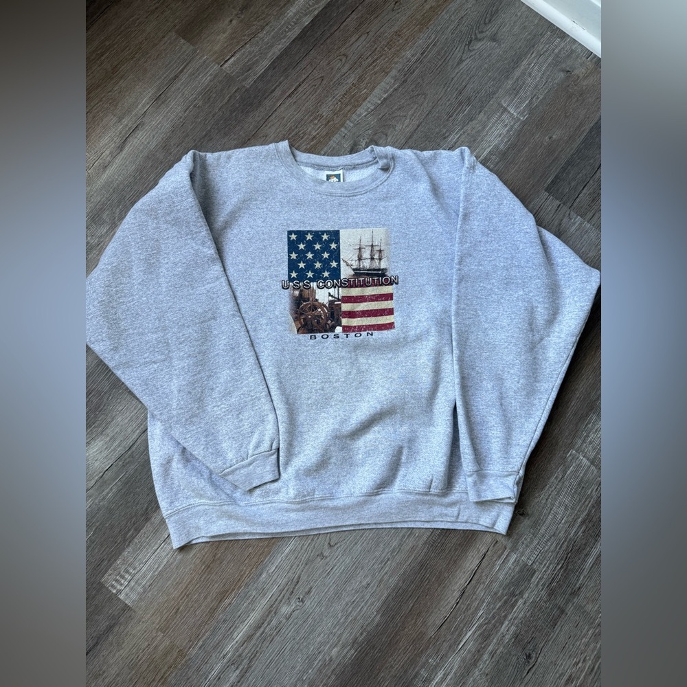 VTG BOSTON USS Constitution USA FLAG Graphic Sweatshirt Crewneck Gray Size XL